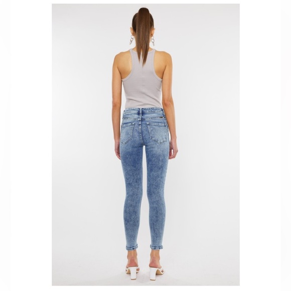 Just in ✨LIZ • High Rise Ankle Skinny Jeans-Medium Acid Wash - Picture 9 of 17